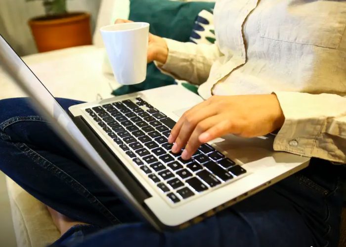 Golpes no Dia das Mães: veja como se proteger nas compras online
