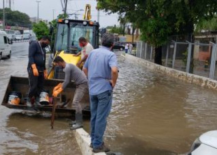 Santo Amaro, Simões Filho e Lauro de Freitas ultrapassam média histórica de chuva
