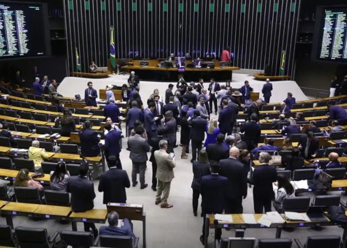 Câmara aprova projeto que amplia número de deputados federais