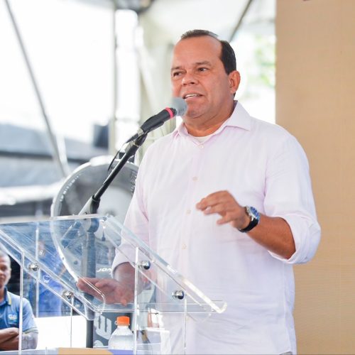 Geraldo Júnior manifesta apoio à mobilização dos servidores municipais de Salvador