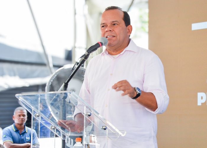 Geraldo Júnior manifesta apoio à mobilização dos servidores municipais de Salvador